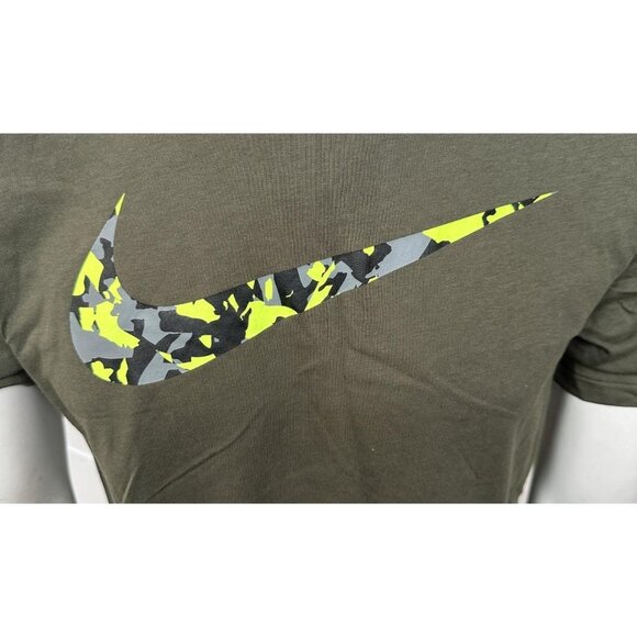 Nike Men's Dri Fit Camo Swoosh Slate Short Sleeve Shirt Athletic Cut Size Medium - Picture 2 of 4